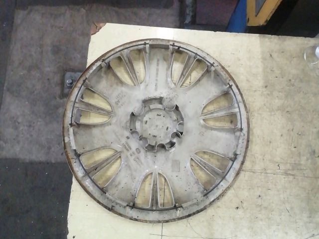 bontott OPEL CORSA D Dísztárcsa (1 db)