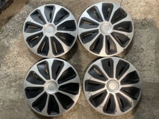 bontott OPEL CORSA D Dísztárcsa Szett