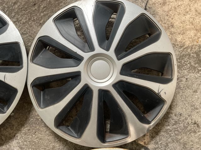 bontott OPEL CORSA D Dísztárcsa Szett