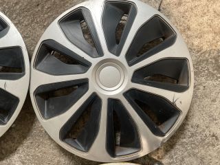 bontott OPEL CORSA D Dísztárcsa Szett