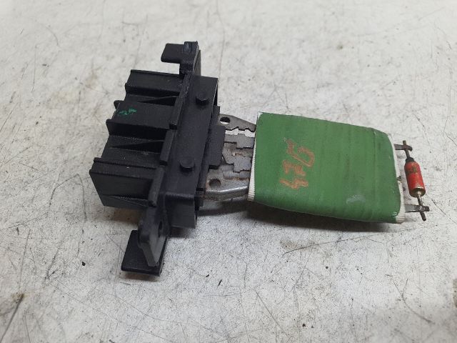 bontott OPEL CORSA D Előtét Ellenállás Fűtőmotor