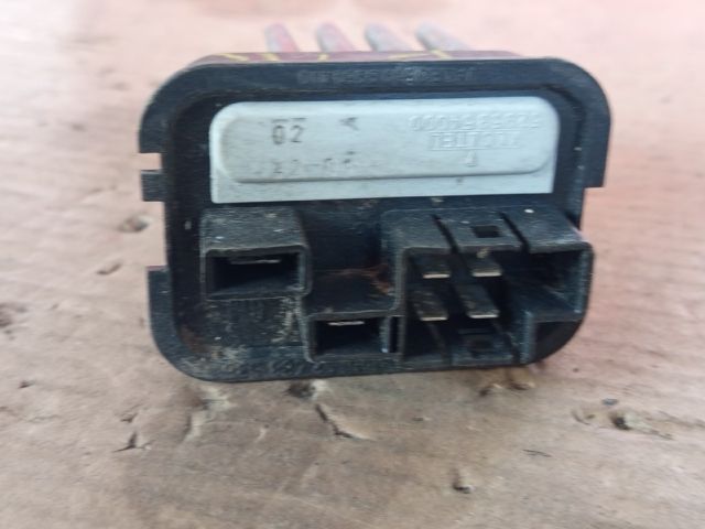 bontott OPEL CORSA D Előtét Ellenállás Fűtőmotor