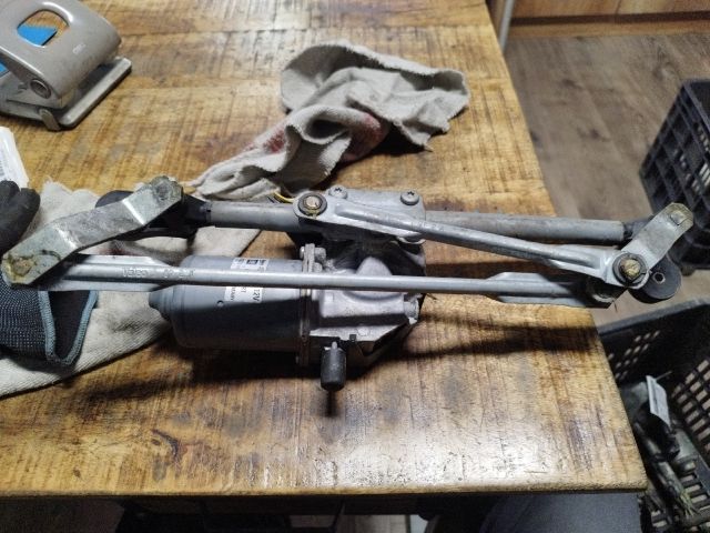 bontott OPEL CORSA D Első Ablaktörlő Szerkezet Motorral