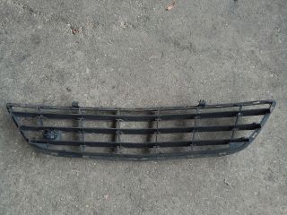 bontott OPEL CORSA D Első Lökhárító Alsó Középső Díszrács