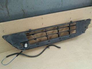 bontott OPEL CORSA D Első Lökhárító Alsó Középső Díszrács