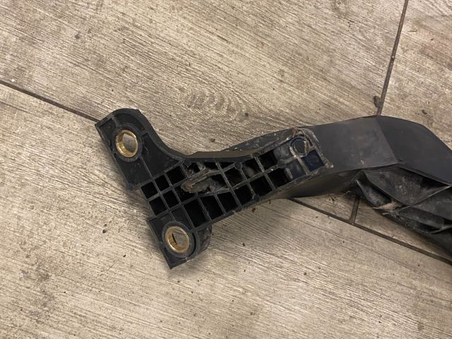 bontott OPEL CORSA D Első Lökhárító Alsó (Műanyag)