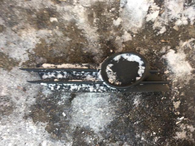 bontott OPEL CORSA D Első Lökhárító Jobb Díszrács