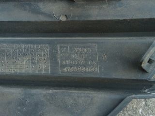 bontott OPEL CORSA D Első Lökhárító Jobb Díszrács