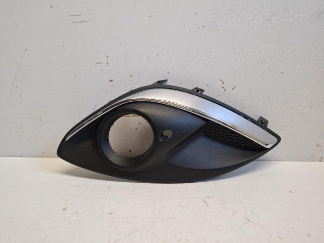 bontott OPEL CORSA D Első Lökhárító Jobb Díszrács