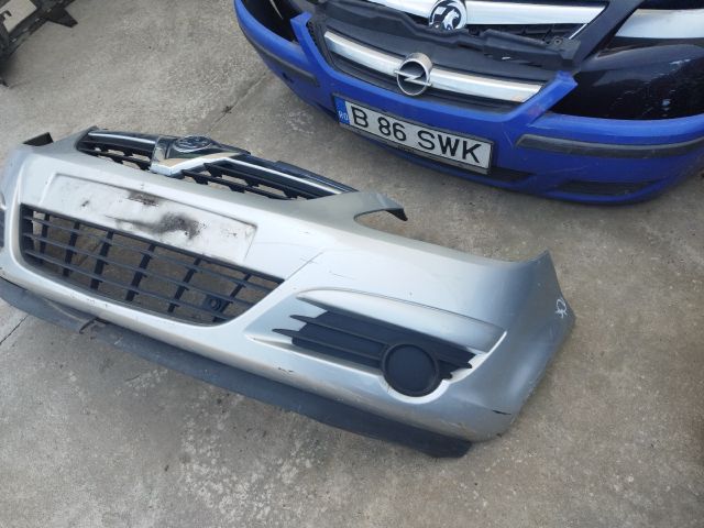 bontott OPEL CORSA D Első Lökhárító (Részeivel)