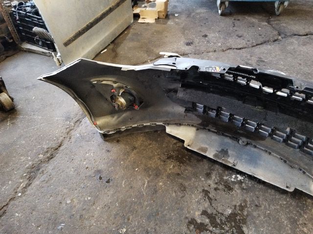 bontott OPEL CORSA D Első Lökhárító (Részeivel)