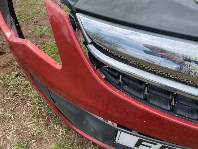 bontott OPEL CORSA D Első Lökhárító (Részeivel)