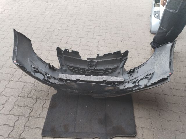 bontott OPEL CORSA D Első Lökhárító (Részeivel)