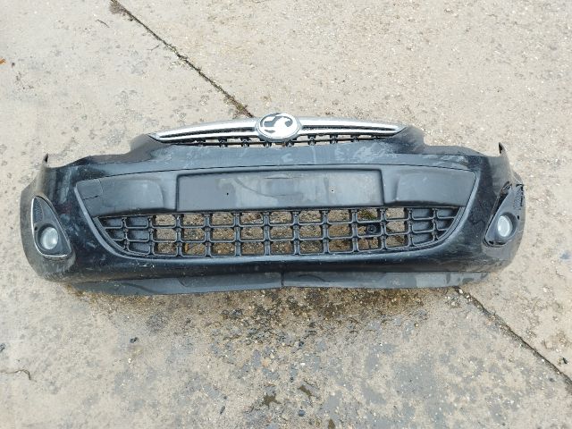 bontott OPEL CORSA D Első Lökhárító (Részeivel)