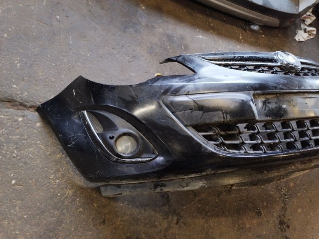 bontott OPEL CORSA D Első Lökhárító (Részeivel)