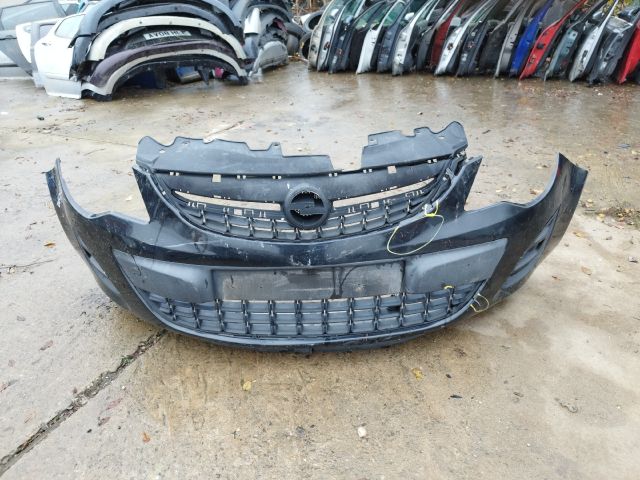 bontott OPEL CORSA D Első Lökhárító (Részeivel)