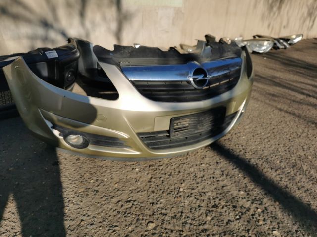 bontott OPEL CORSA D Első Lökhárító (Üresen)