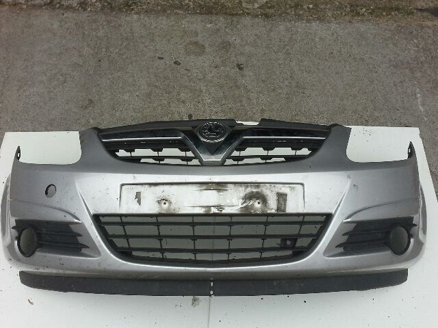 bontott OPEL CORSA D Első Lökhárító (Üresen)