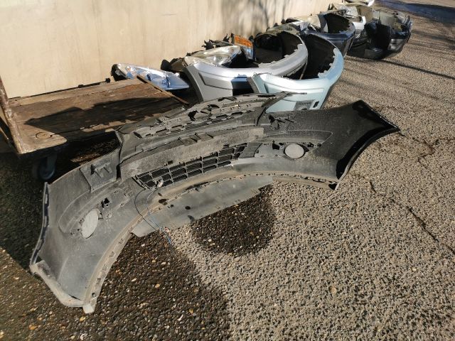 bontott OPEL CORSA D Első Lökhárító (Üresen)