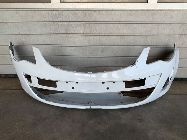 bontott OPEL CORSA D Első Lökhárító (Üresen)