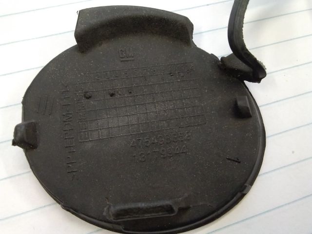 bontott OPEL CORSA D Első Vonószem Burkolat