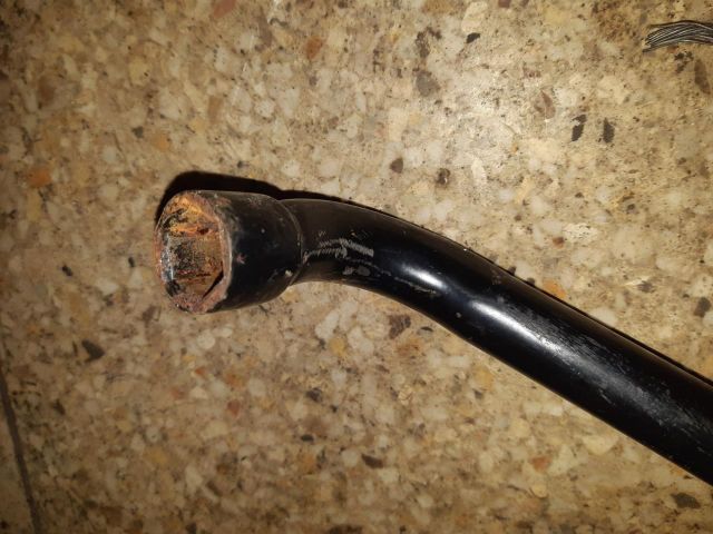 bontott OPEL CORSA D Emelő