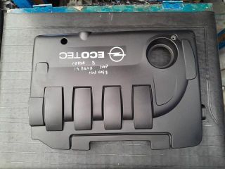 bontott OPEL CORSA D Felső Hűtőburkolat