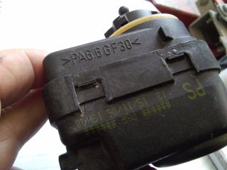 bontott OPEL CORSA D Fényszórómagasság Állító Motor (Pozíciófüggetlen)