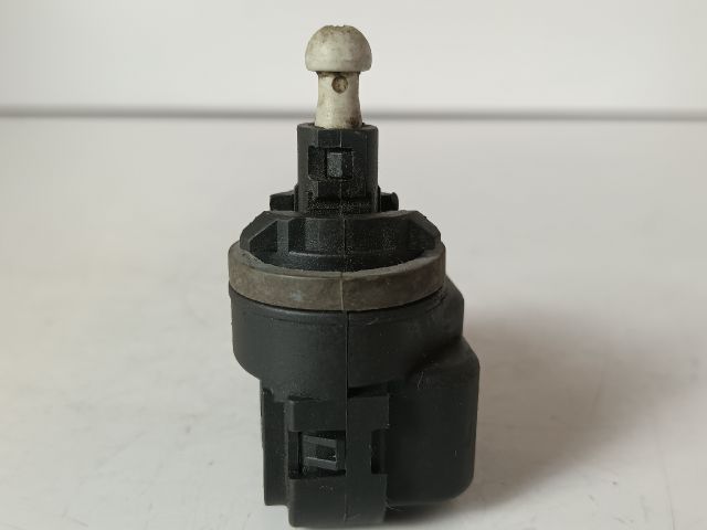 bontott OPEL CORSA D Fényszórómagasság Állító Motor (Pozíciófüggetlen)