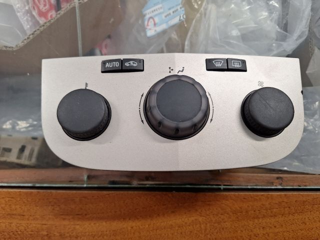 bontott OPEL CORSA D Fűtéskapcsoló (manuális klímás)