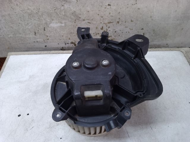 bontott OPEL CORSA D Fűtőmotor (Klímás)