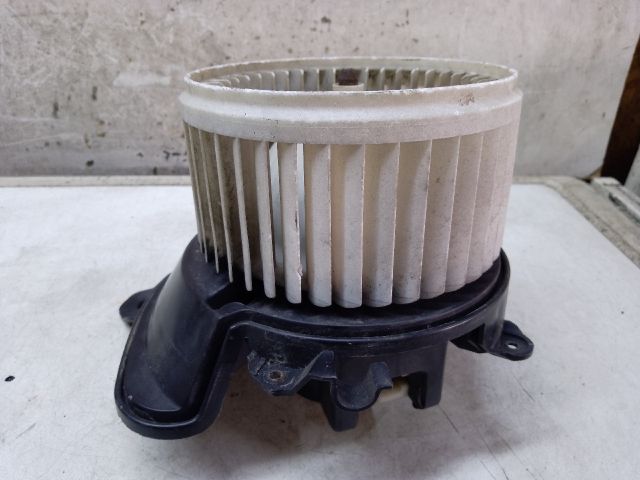 bontott OPEL CORSA D Fűtőmotor (Klímás)