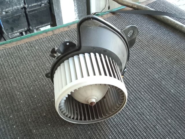 bontott OPEL CORSA D Fűtőmotor (Klímás)