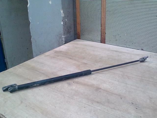 bontott OPEL CORSA D Gázrugós Kitámasztó Teleszkóp Csomagtérajtó Jobb