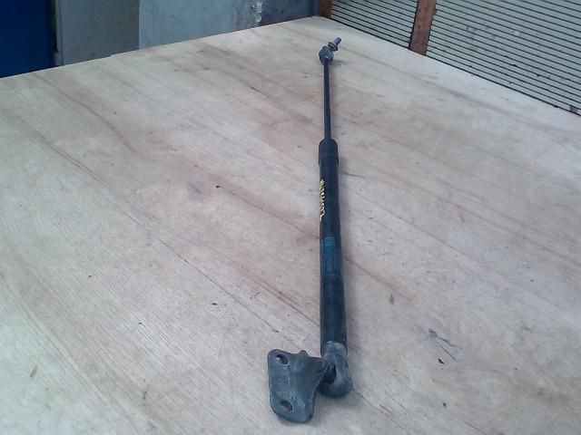 bontott OPEL CORSA D Gázrugós Kitámasztó Teleszkóp Csomagtérajtó Jobb