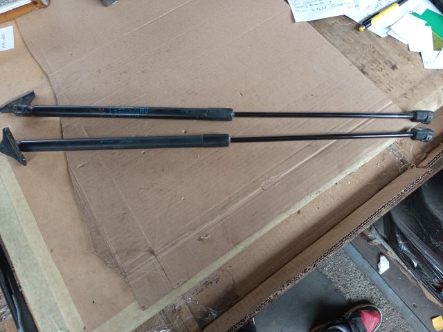 bontott OPEL CORSA D Gázrugós Kitámasztó Teleszkóp Pár Csomagtérajtó