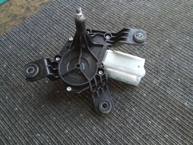 bontott OPEL CORSA D Hátsó Ablaktörlő Motor