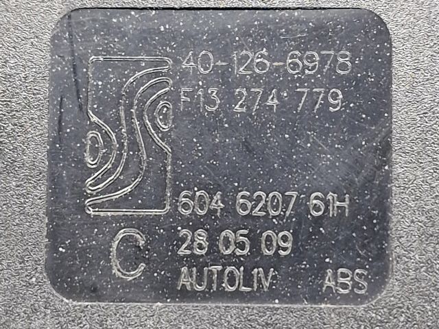 bontott OPEL CORSA D Hátsó középső Biztonsági Öv Csat