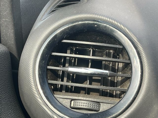 bontott OPEL CORSA D Hátsó középső Biztonsági Öv Csat