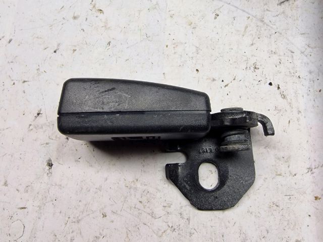 bontott OPEL CORSA D Hátsó középső Biztonsági Öv Csat