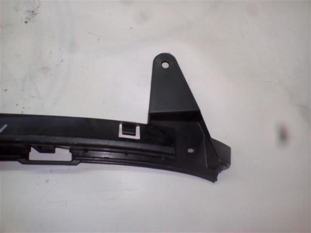 bontott OPEL CORSA D Hátsó középső Lökhárító Tartó (Műanyag)