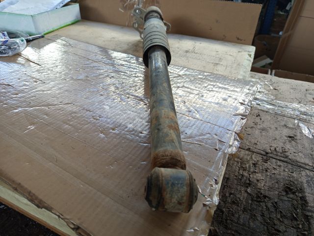 bontott OPEL CORSA D Hátsó Lengéscsillapító (Pozíciófüggetlen)