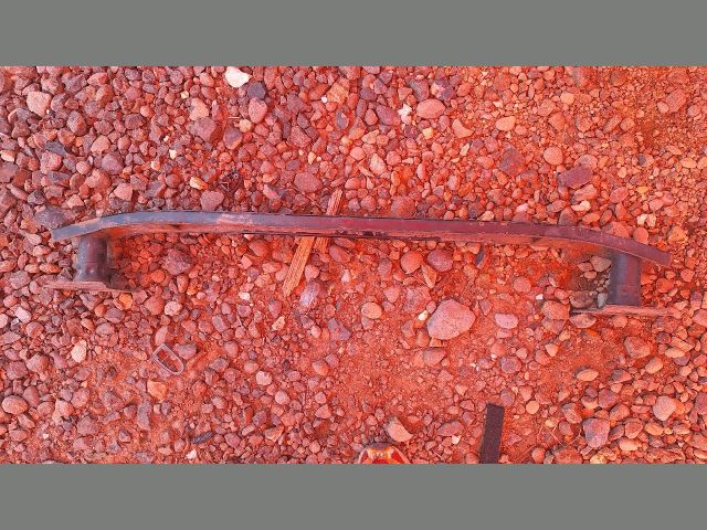 bontott OPEL CORSA D Hátsó Lökhárító Merevítő (Fém)