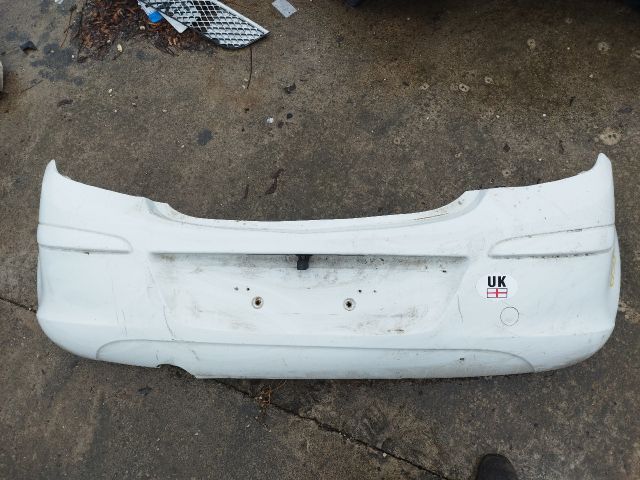 bontott OPEL CORSA D Hátsó Lökhárító (Üresen)