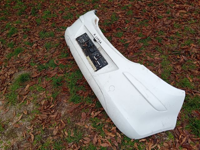 bontott OPEL CORSA D Hátsó Lökhárító (Üresen)