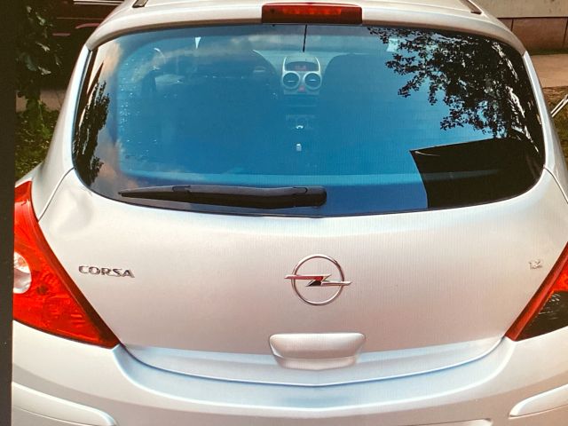 bontott OPEL CORSA D Hátsó Rendszámtábla Világítás