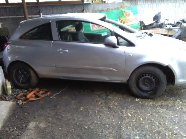 bontott OPEL CORSA D Hátsó Ülés