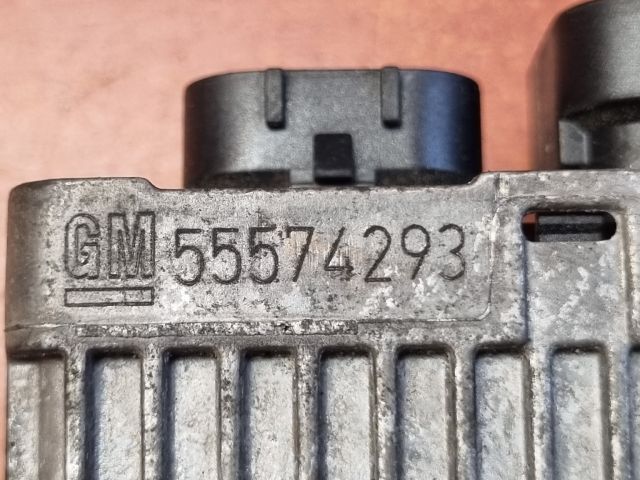 bontott OPEL CORSA D Izzító Relé