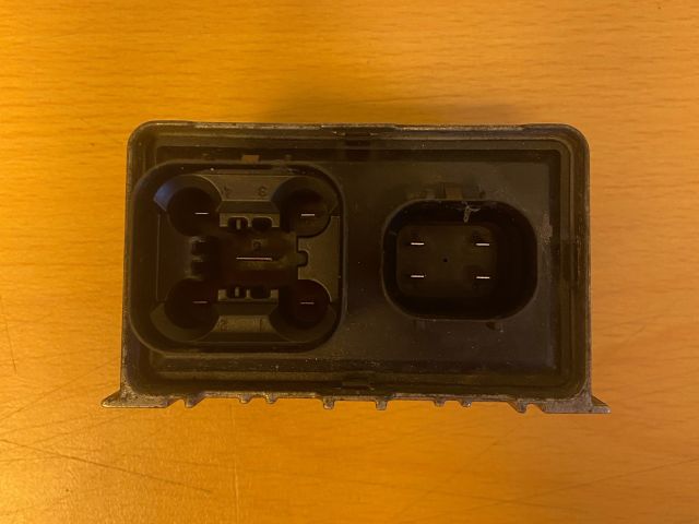 bontott OPEL CORSA D Izzító Relé