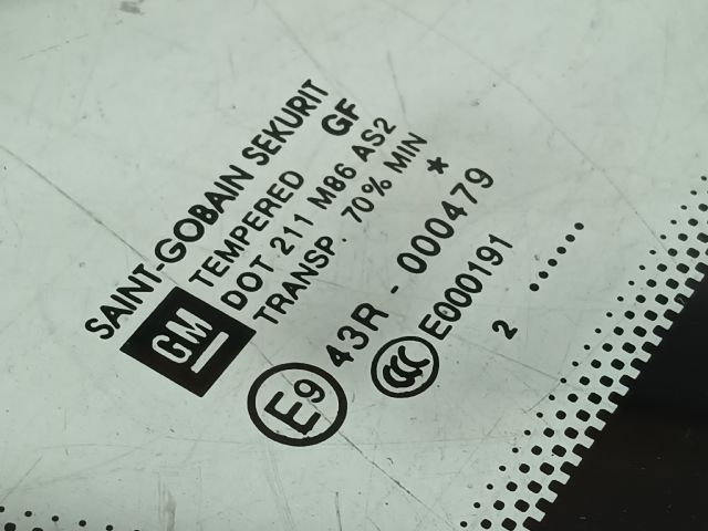 bontott OPEL CORSA D Jobb A Oszlop Oldalablak Üveg